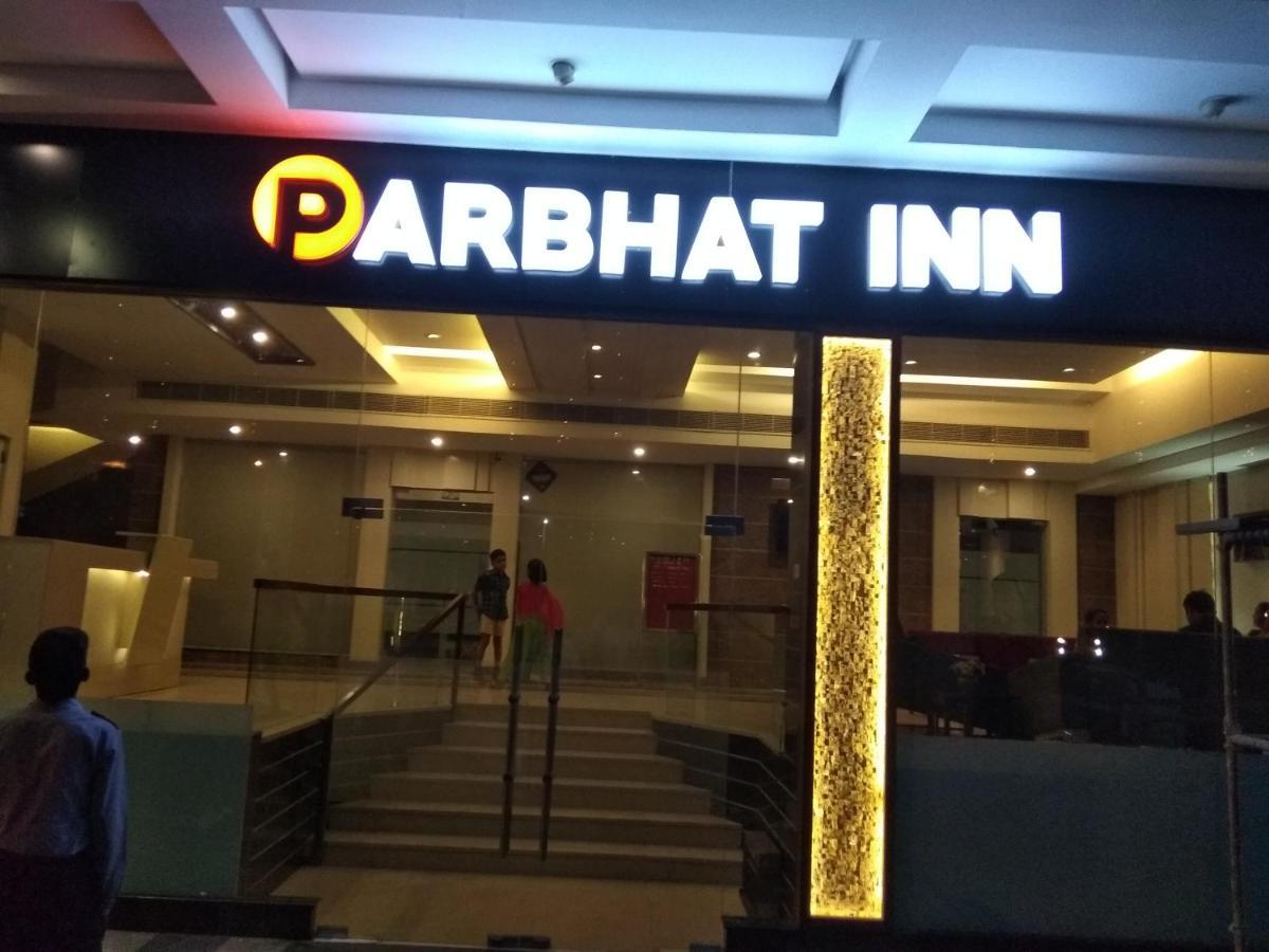 Hotel Parbhat Inn Panchkula Esterno foto